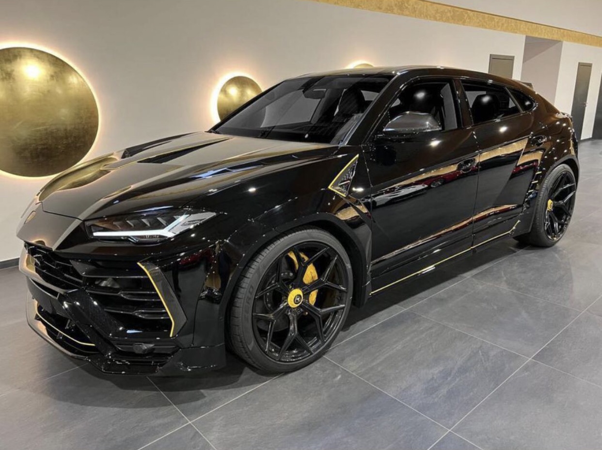 Lamborghini Urus 2022 года