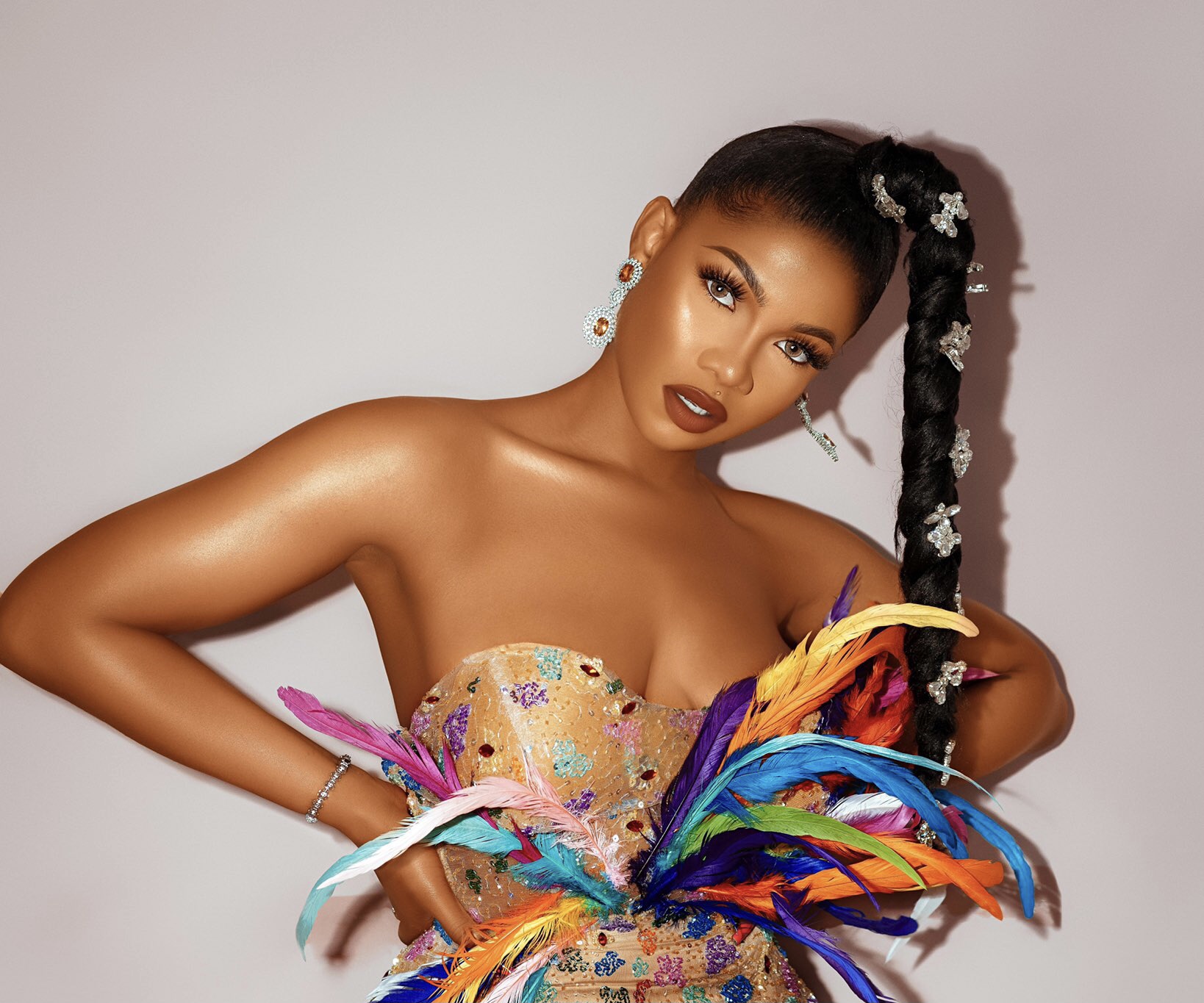 Tacha responds to Twitter user comparing her to Tiwa Savage - NewsWireNGR