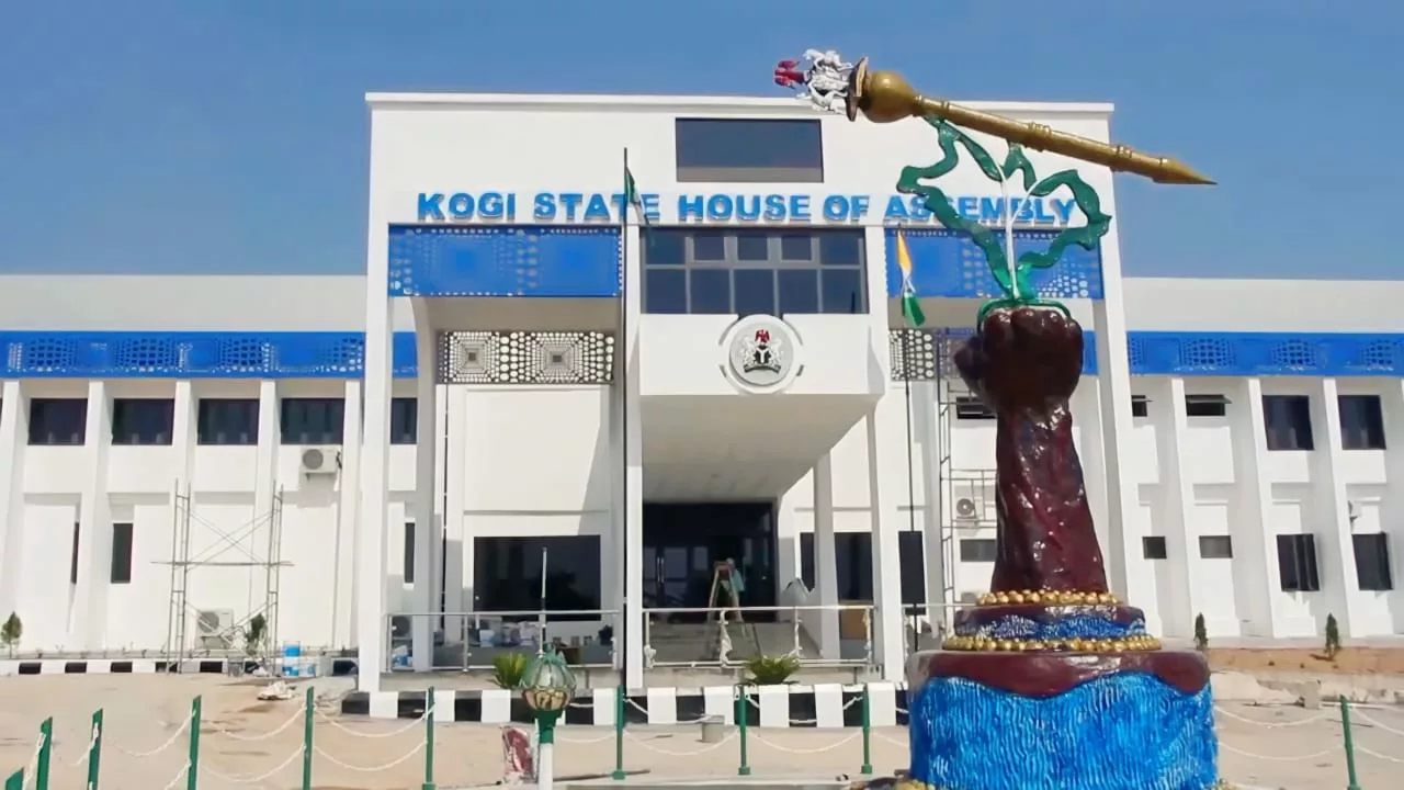 Kogi Assembly Extends Tenure Of LG Chairmen - NewsWireNGR